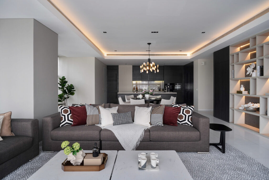 2,110 sqft