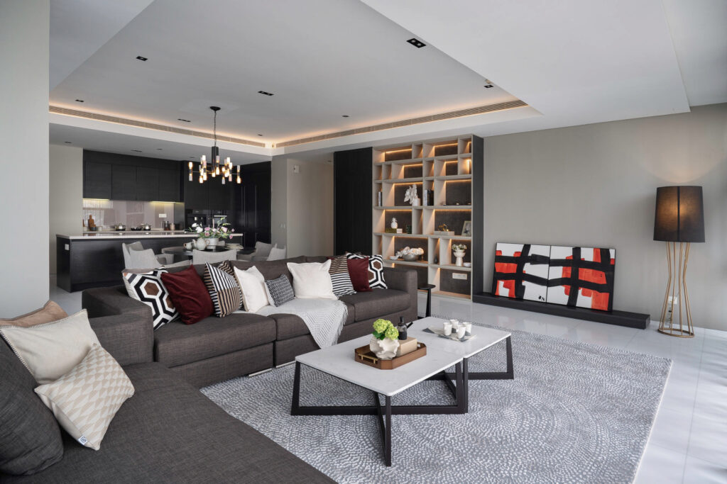 2,110 sqft